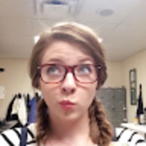 Meet your Posher, Ayla